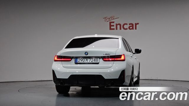 BMW 3-Series 2024 — photo 4