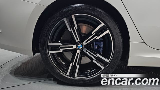 BMW 3-Series 2024 — photo 7