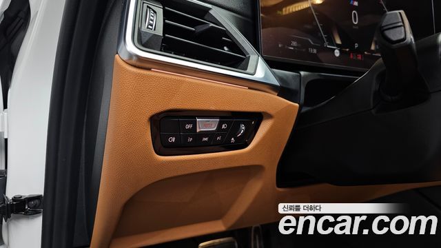 BMW 3-Series 2024 — photo 34