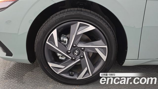 Hyundai AVANTE 2026 — photo 5