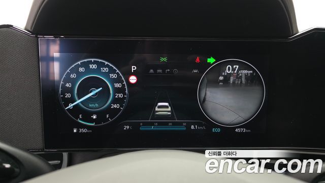 Hyundai AVANTE 2026 — photo 11