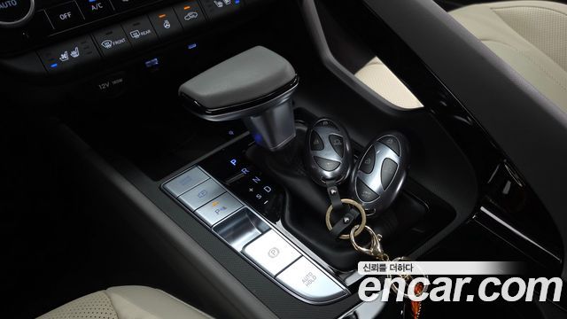 Hyundai AVANTE 2026 — photo 12