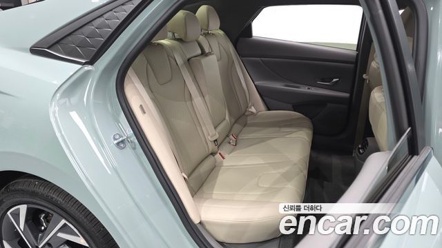 Hyundai AVANTE 2026 — photo 18