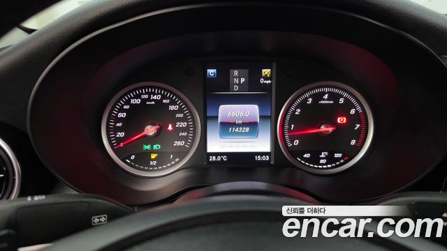 Mercedes-Benz C-Class 2018 — photo 8