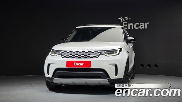 Land Rover Discovery 2022 — photo 3