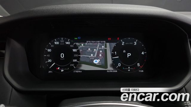 Land Rover Discovery 2022 — photo 8