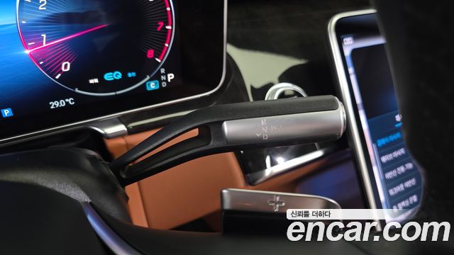 Mercedes-Benz S-Class 2021 — photo 12