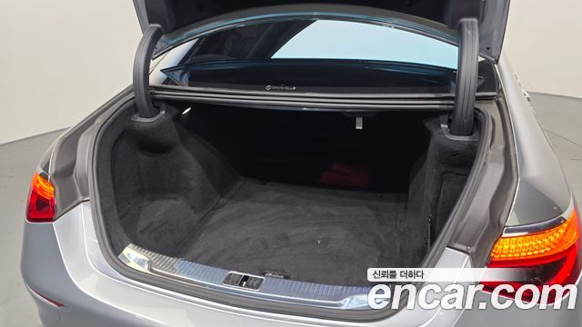 Mercedes-Benz S-Class 2021 — photo 26