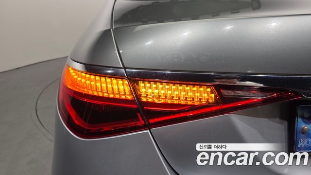 Mercedes-Benz S-Class 2021 — photo 9