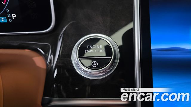 Mercedes-Benz S-Class 2021 — photo 27
