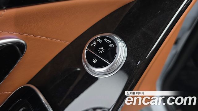 Mercedes-Benz S-Class 2021 — photo 28