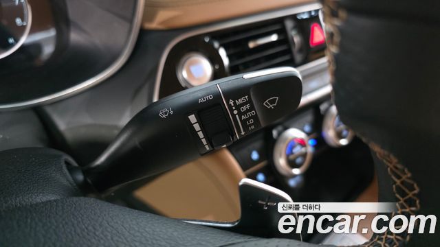 Genesis G70 2023 — photo 24