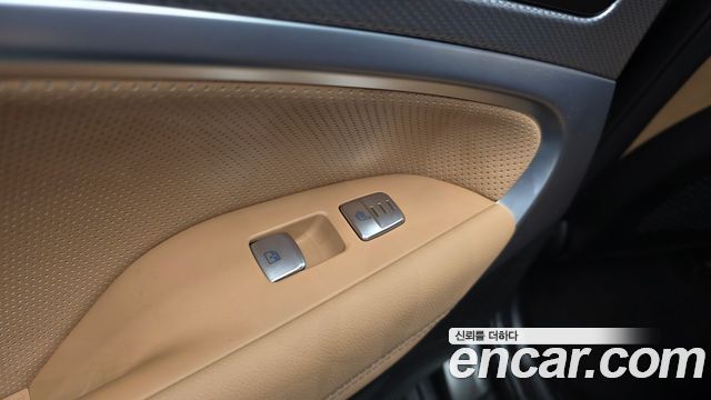 Genesis G70 2023 — photo 27