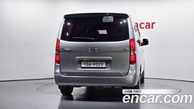 Hyundai Starex 2011 — photo 4
