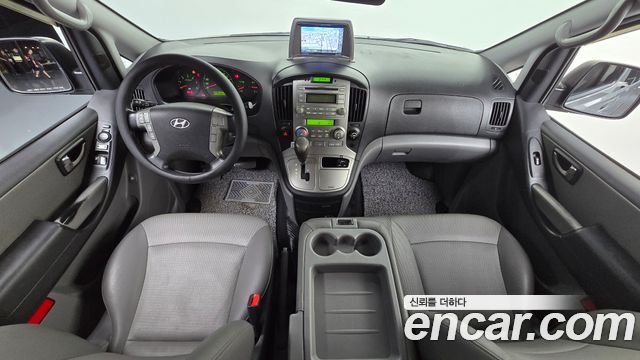Hyundai Starex 2011 — photo 7