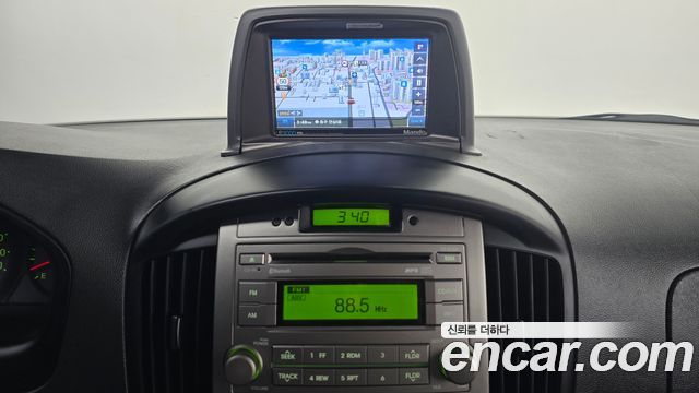Hyundai Starex 2011 — photo 15