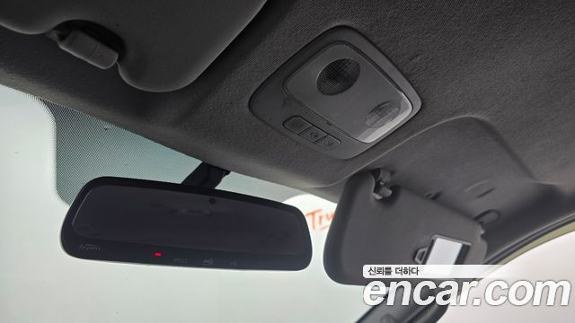 Hyundai Starex 2011 — photo 20