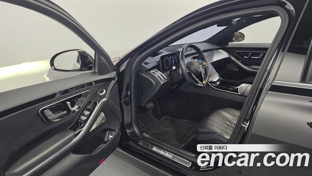 Mercedes-Benz S-Class 2021 — photo 10