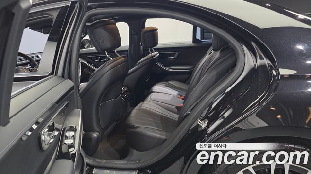 Mercedes-Benz S-Class 2021 — photo 11