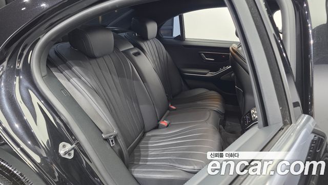 Mercedes-Benz S-Class 2021 — photo 12