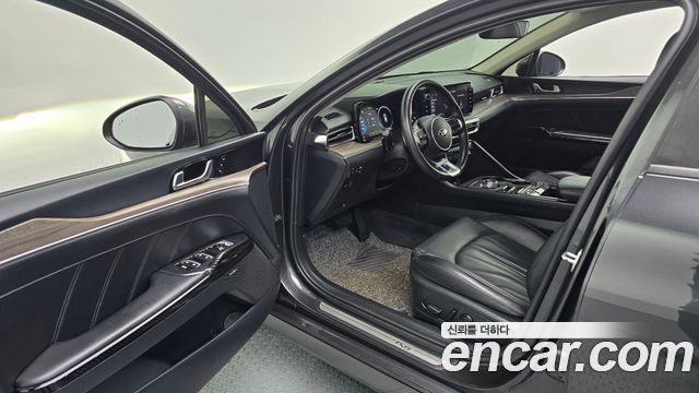 Kia K5 2021 — photo 10