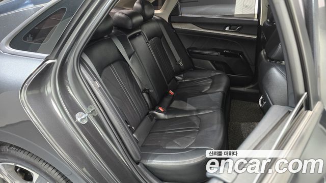 Kia K5 2021 — photo 11