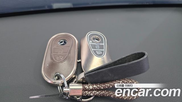Mercedes-Benz S-Class 2021 — photo 23