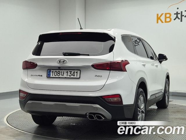 Hyundai Santafe 2019 — photo 3