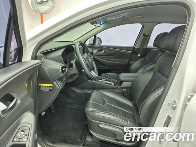Hyundai Santafe 2019 — photo 12