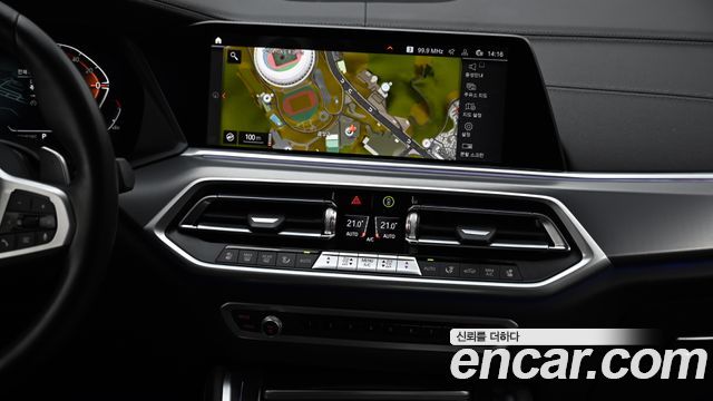 BMW X6 2023 — photo 14