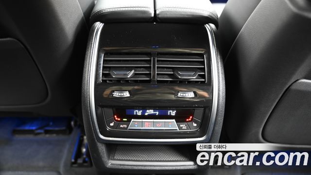 BMW X6 2023 — photo 16