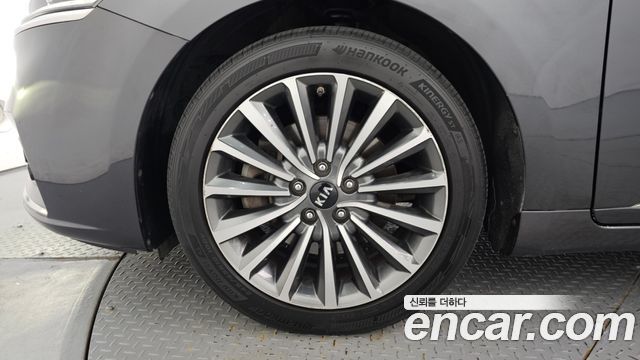 Kia K7 2017 — photo 5
