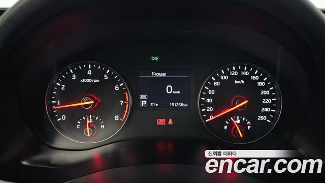 Kia K7 2017 — photo 8