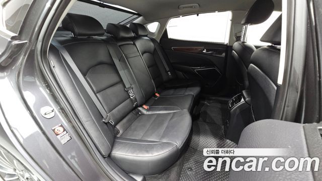 Kia K7 2017 — photo 11