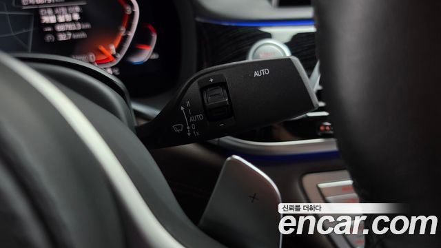 BMW 7-Series 2020 — photo 37