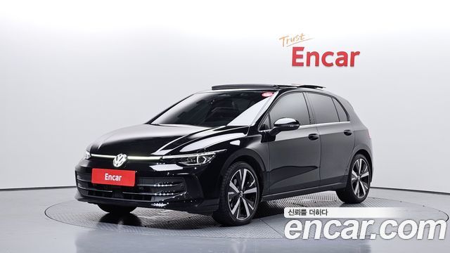 Volkswagen Golf 2026 — photo 1