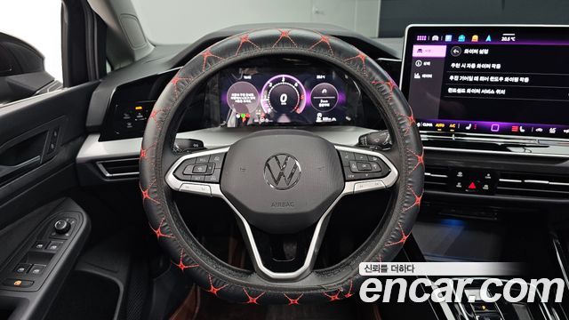 Volkswagen Golf 2026 — photo 19