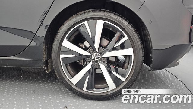Volkswagen Golf 2026 — photo 7