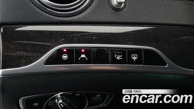 Mercedes-Benz S-Class 2018 — photo 24