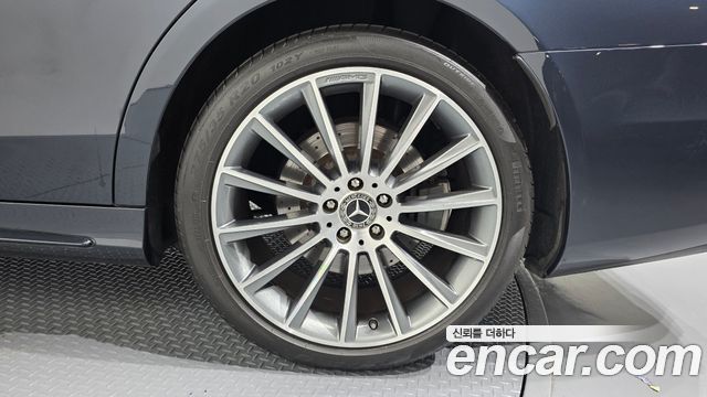 Mercedes-Benz S-Class 2018 — photo 7