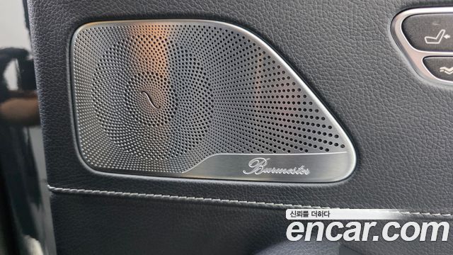 Mercedes-Benz S-Class 2018 — photo 37
