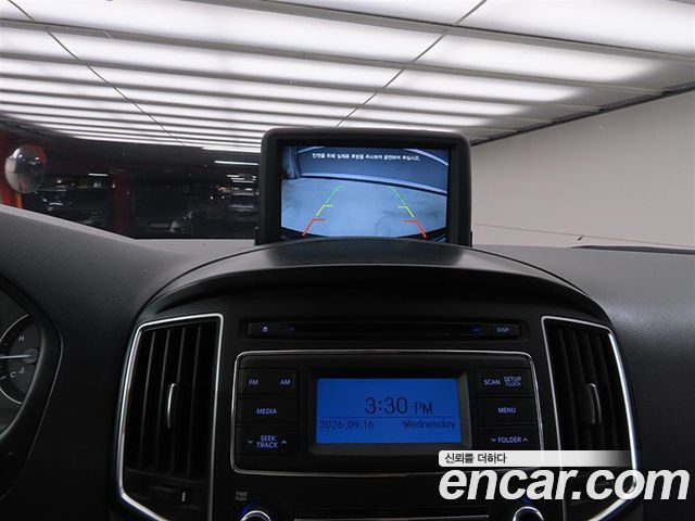Hyundai Starex 2018 — photo 12