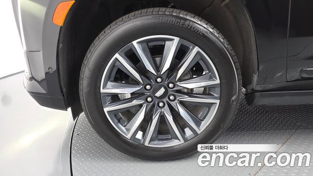Cadillac Escalade 2022 — photo 5