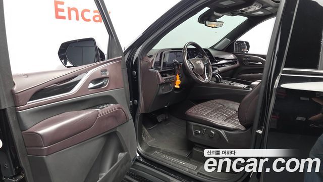 Cadillac Escalade 2022 — photo 10