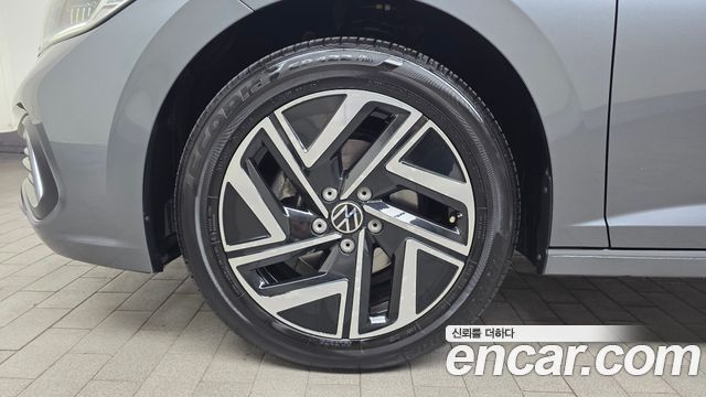 Volkswagen Jetta 2023 — photo 5