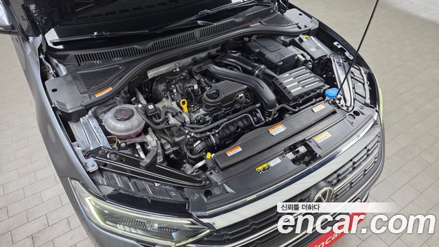 Volkswagen Jetta 2023 — photo 6