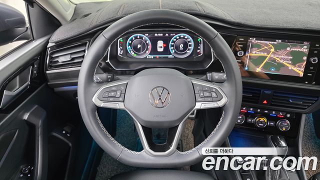 Volkswagen Jetta 2023 — photo 20