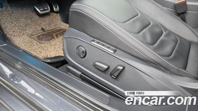 Volkswagen Jetta 2023 — photo 31