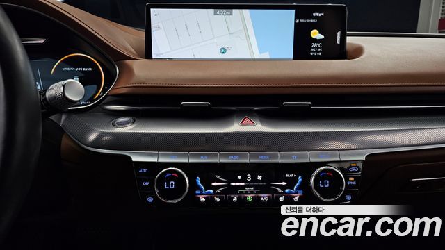 Genesis G80 2022 — photo 22