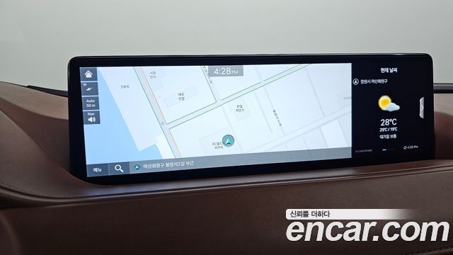 Genesis G80 2022 — photo 23